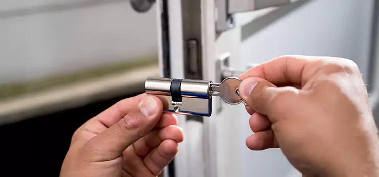 Emergency Locksmith for House Elk Grove Village