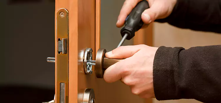 Semi Truck Locksmith Elk Grove Village