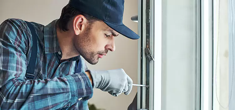 Emergency Response for Latch Issues Elk Grove Village